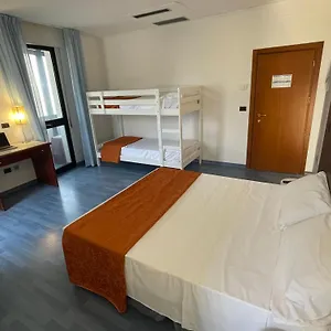 https://hotel-sirena-cesenatico.emilia-romagnahotels.net
